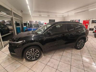 Neu Toyota Corolla Cross 133 PS (97 kW) 2025 Schwarz SUV