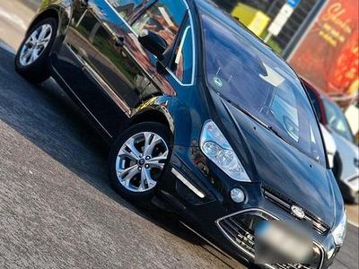 Usata Ford S-MAX S 140 CV (102 kW) 2010 Nero Monovolume