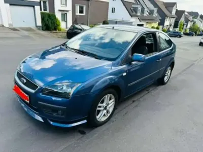 Gebraucht Ford Focus Sport 145 PS (106 kW) 2006 Blau Limousine