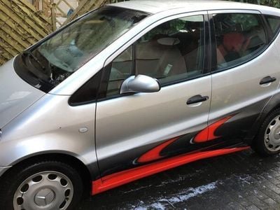 Gebraucht Mercedes 250 Edition 102 PS (75 kW) 1999 Silber Limousine