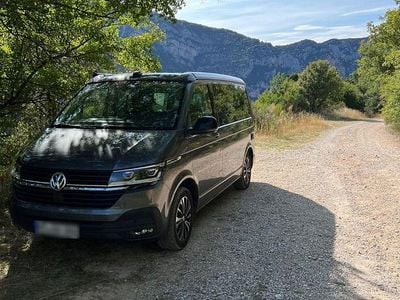 Gebraucht VW California Edition 150 PS (110 kW) 2023 Grau Van