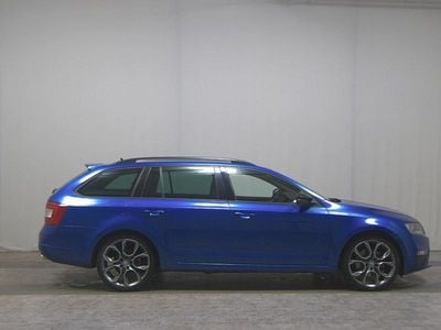 Gebraucht Skoda Octavia RS 184 PS (135 kW) 2016 Race blau metallic Kleinwagen