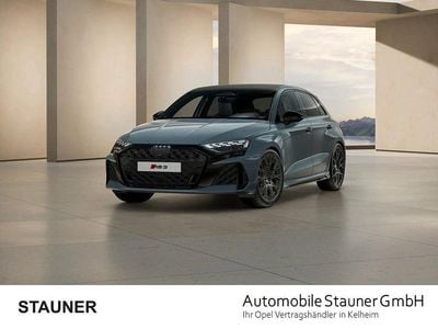 Neu Audi RS3 Sport 400 PS (294 kW) 2026 Grau Limousine