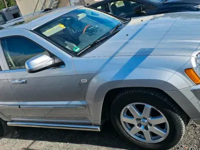 Gebraucht Jeep Grand Cherokee 326 PS (239 kW) 2007 Silber SUV
