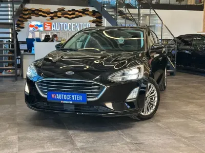 Gebraucht Ford Focus Titanium 150 PS (110 kW) 2019 Schwarz Limousine