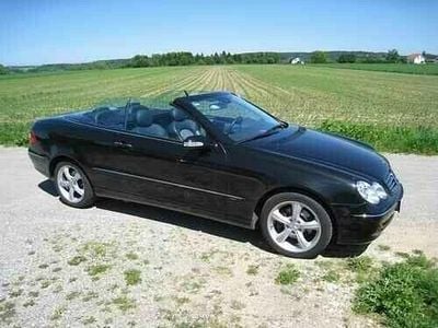 Gebraucht Mercedes CLK200 Avantgarde 163 PS (119 kW) 2005 Schwarz metallic Cabrio