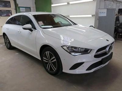 Mercedes CLA250e Shooting Brake