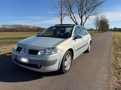 Gebraucht Renault Mégane II 116 PS (85 kW) 2004 Silber Limousine