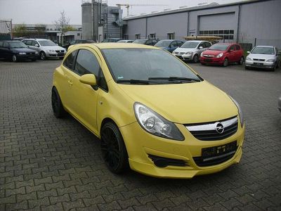 Gebraucht Opel Corsa Selection 87 PS (63 kW) 2010 Gelb Kleinwagen