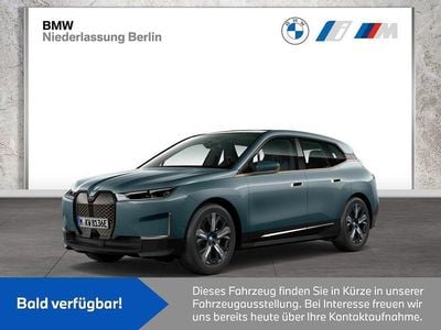 Second-hand BMW iX 239 kW (326 CP) 2023 Albastru SUV