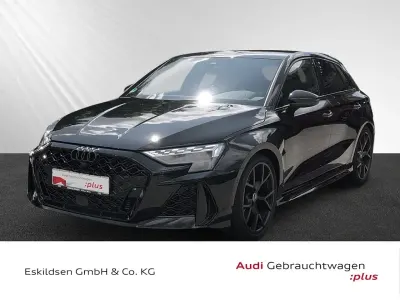 Gebraucht Audi RS3 Ambiente 400 PS (294 kW) 2025 Schwarz Limousine