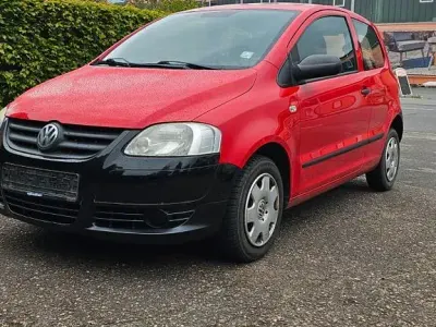 Używany VW Fox 75 KM (55 kW) 2008 Czerwony Hatchback