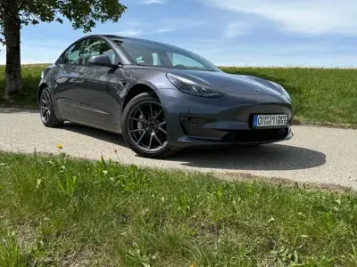 Occasion Tesla Model 3 366 kW (498 PK) 2022 Grijs Sedan
