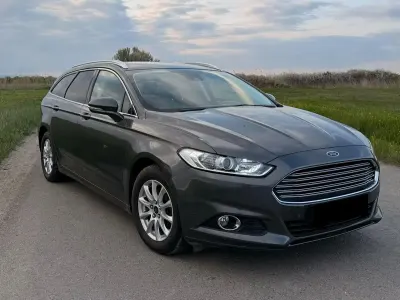Gebraucht Ford Mondeo 160 PS (117 kW) 2017 Andere farben Kombi