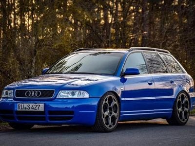 Blau Gebraucht 2000 Audi S4 Kombi | 19.000 €