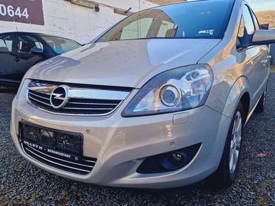 Gebraucht Opel Zafira Innovation 140 PS (102 kW) 2008 Pannacotta m2 Van / Kleinbus