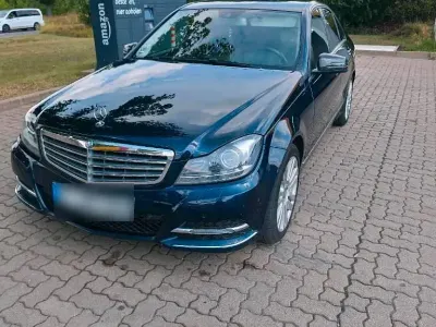Gebraucht Mercedes C350 306 PS (225 kW) 2013 Blau Limousine