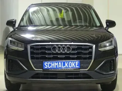 Begagnad Audi Q2 Basis 150 HK (110 kW) 2022 Svart SUV