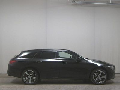Gebraucht Mercedes CLA250e Shooting Brake Progressive 218 PS (160 kW) 2021 Schwarz Kombi