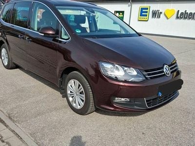 Gebraucht VW Sharan Sound 184 PS (135 kW) 2017 Rot Van / Kleinbus