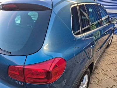 Gebraucht VW Tiguan Edition 220 PS (161 kW) 2016 Blau SUV