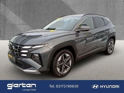 Grau Gebraucht 2024 Hyundai Tucson Trend SUV | 29.990 € (Guter Preis)