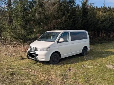 Usata VW Caravelle 174 CV (127 kW) 2005 Bianco Furgone