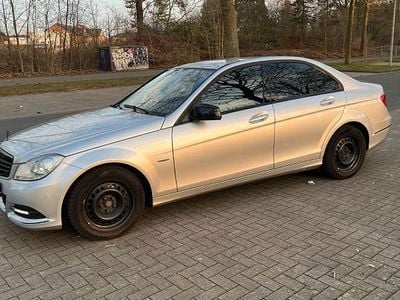 Mercedes C200