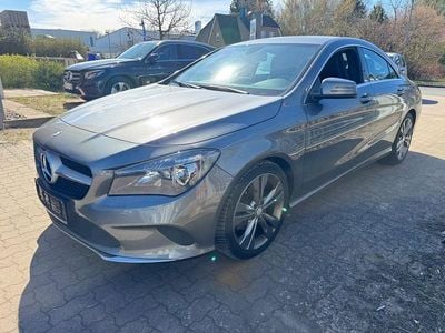 Gebraucht Mercedes CLA200 136 PS (100 kW) 2017 Grau Limousine