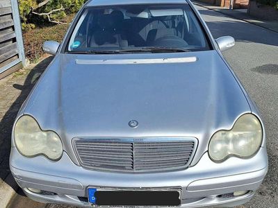 Mercedes C180