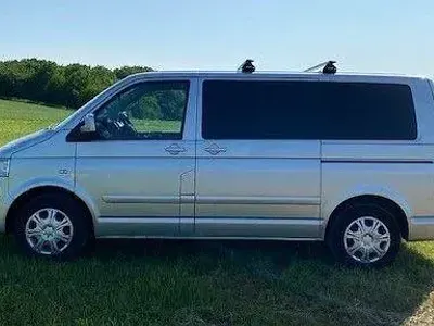 Gebraucht VW Multivan 140 PS (102 kW) 2009 Silber Van / Kleinbus