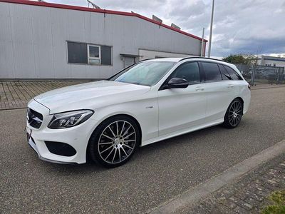Gebraucht Mercedes C43 AMG AMG 367 PS (269 kW) 2016 Weiß Limousine