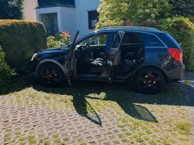 Gebraucht Opel Antara 167 PS (122 kW) 2012 Schwarz SUV