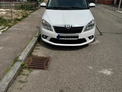Gebraucht Skoda Fabia 105 PS (77 kW) 2014 Weiß Limousine