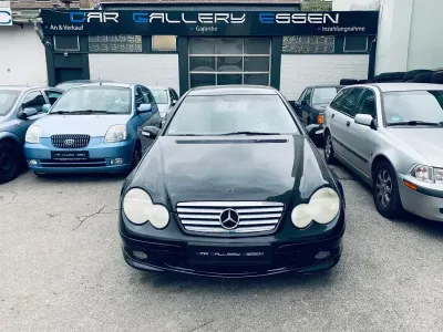 Gebraucht Mercedes C200 163 PS (119 kW) 2004 Schwarz Limousine