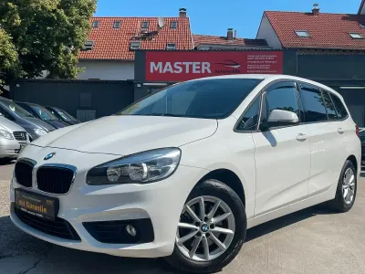 Gebraucht BMW 218 Gran Tourer Advantage 136 PS (100 kW) 2015 Weiß Van / Kleinbus