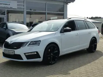 Używany Skoda Octavia RS 184 KM (135 kW) 2020 Biały Kombi