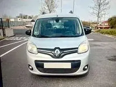 Gebraucht Renault Kangoo 114 PS (83 kW) 2017 Silber Van / Kleinbus