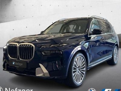Neu BMW X7 Sport Line 381 PS (280 kW) 2025 Blau SUV