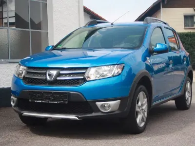 Gebraucht Dacia Sandero Prestige 90 PS (66 kW) 2016 Blau Limousine