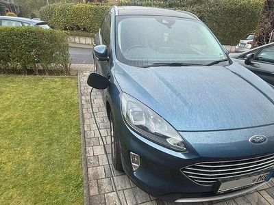 Gebraucht Ford Kuga Titanium 250 PS (183 kW) 2023 Blau SUV