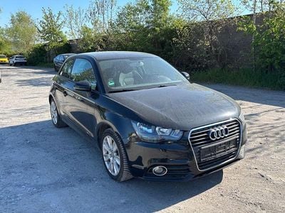 Second-hand Audi A1 Attraction 90 CP (66 kW) 2011 Negru Hatchback