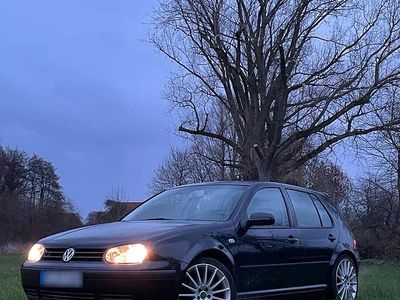 Gebraucht VW Golf IV 85 PS (62 kW) 2001 Schwarz Kleinwagen