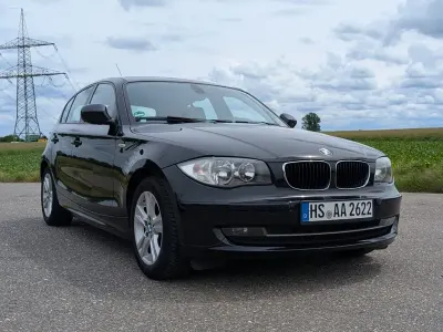Gebraucht BMW 116 Lifestyle 122 PS (89 kW) 2010 Schwarz Kleinwagen