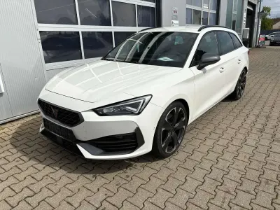 Gebraucht Cupra Leon VZ 300 PS (220 kW) 2024 "candy" weiss Kombi