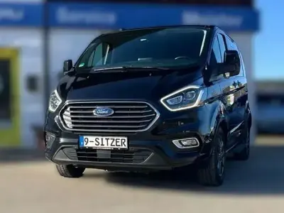 Gebraucht Ford Tourneo Custom Titanium 185 PS (136 kW) 2020 Schwarz Van