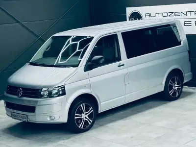 Gebraucht VW Multivan Startline 102 PS (75 kW) 2015 Silber Van / Kleinbus