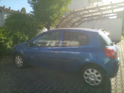 Brugt Renault Clio II Dynamique 101 HK (74 kW) 2008 Blå Sedan