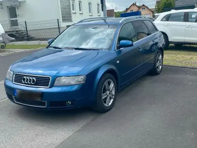 Gebraucht Audi A4 131 PS (96 kW) 2004 Blau Kombi