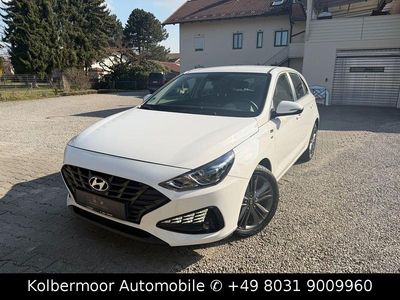 Gebraucht Hyundai i30 120 PS (88 kW) 2024 Weiß Limousine